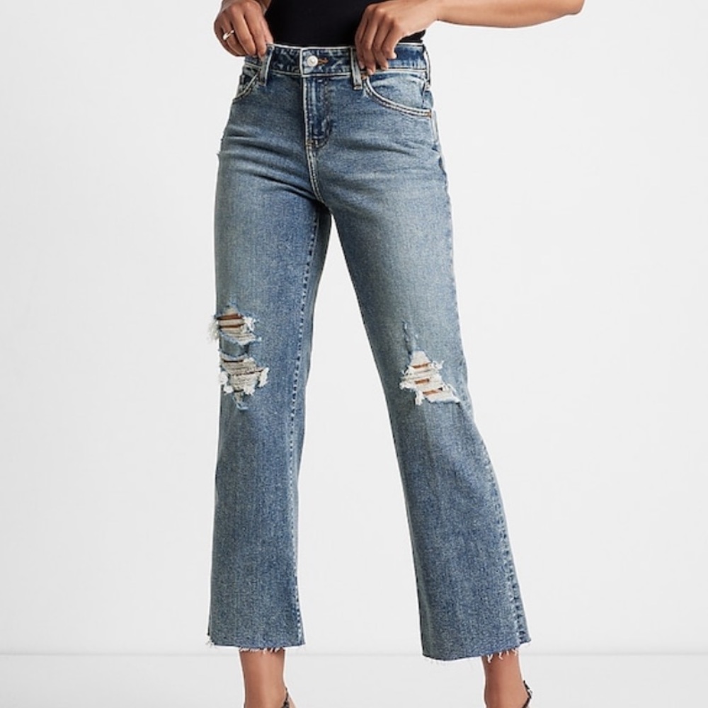 Express Mid Rise Medium Wash Ripped 90s Ankle Boot Jeans